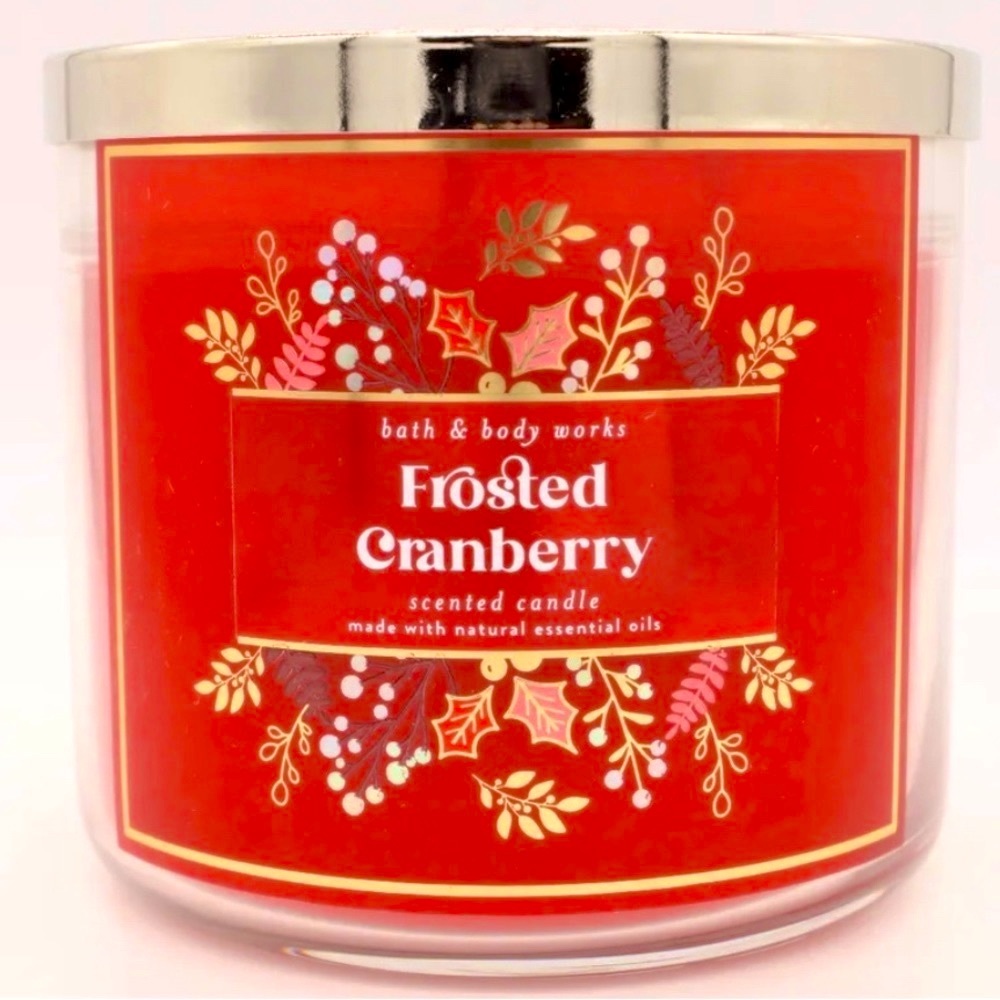 1 FROSTED CRANBERRY SCENTED LARGE 14.5 OZ 3-WICK CANDLE BATH & BODY W WHITE BARN